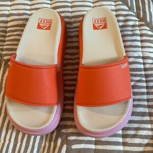 NWOT Reef Bondi Bay platform Slide Sandal